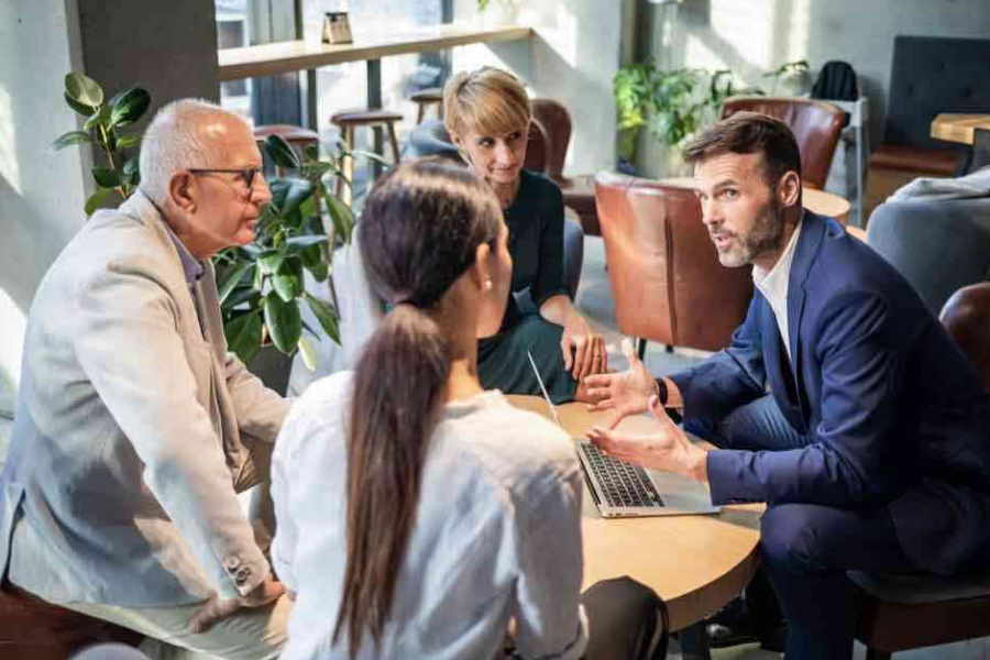 Améliorer la Concentration et la Mémoire grâce à l’Hypnose en Groupe à Lyon